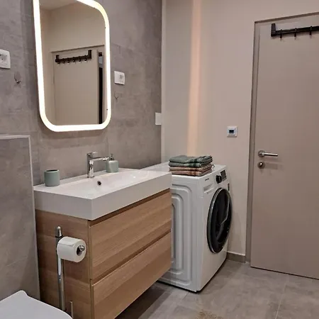 Grando Порторож